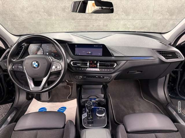 BMW 118 i Sportline Aut*LED*Navi*Tempo*PDC*CarPlay*