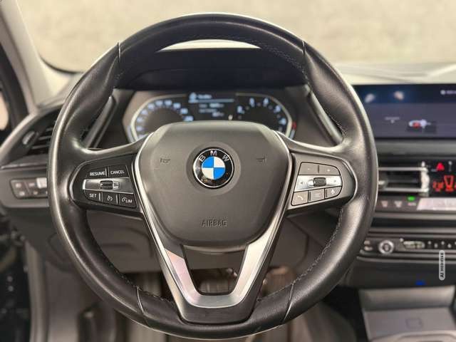 BMW 118 i Sportline Aut*LED*Navi*Tempo*PDC*CarPlay*