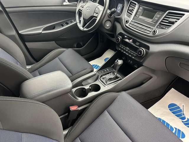 Hyundai Tucson blue Trend 2WD 