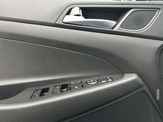 Hyundai Tucson blue Trend 2WD 