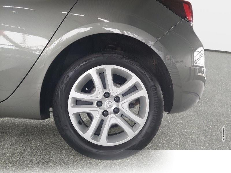 Opel Astra 1.2 Turbo Edition 8fach bereift
