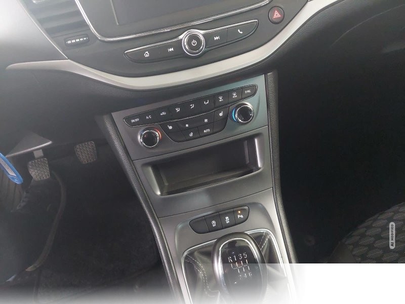 Opel Astra 1.2 Turbo Edition 8fach bereift