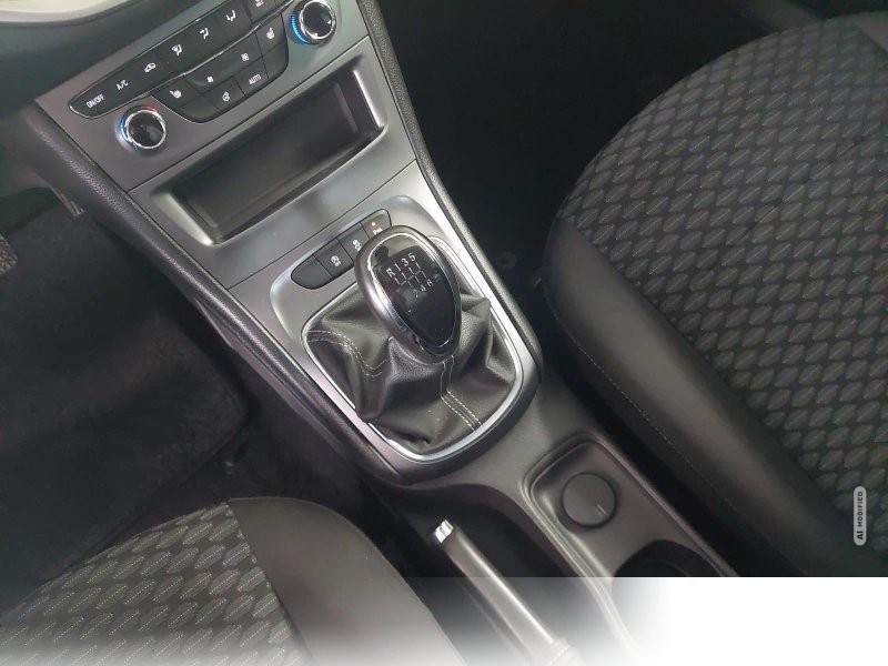 Opel Astra 1.2 Turbo Edition 8fach bereift