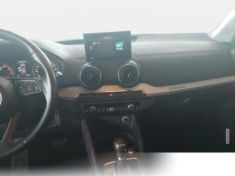 Audi Q2 1.5 TFSI 35 Ganzjahresreifen AHK