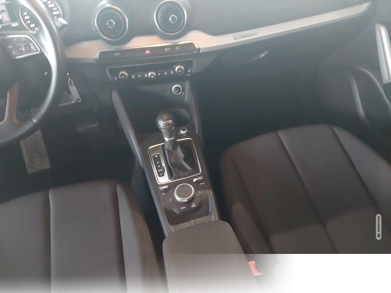 Audi Q2 1.5 TFSI 35 Ganzjahresreifen AHK