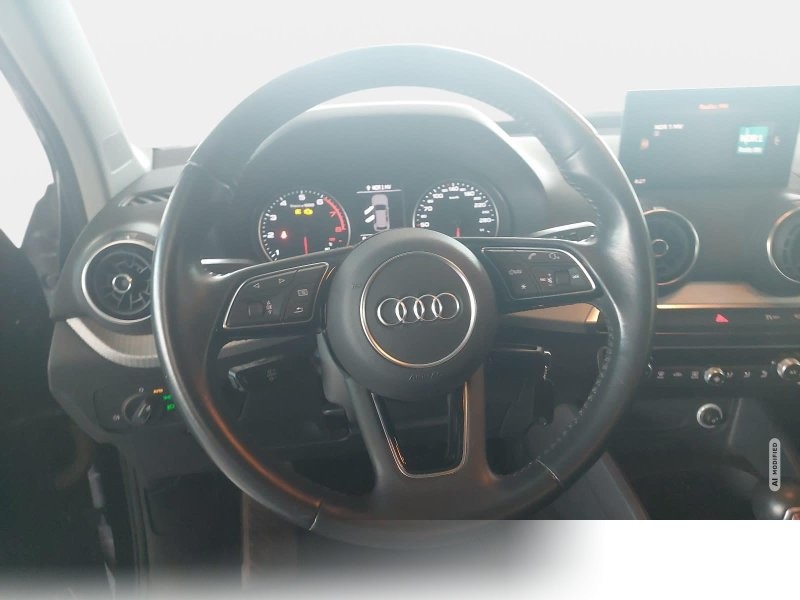 Audi Q2 1.5 TFSI 35 Ganzjahresreifen AHK