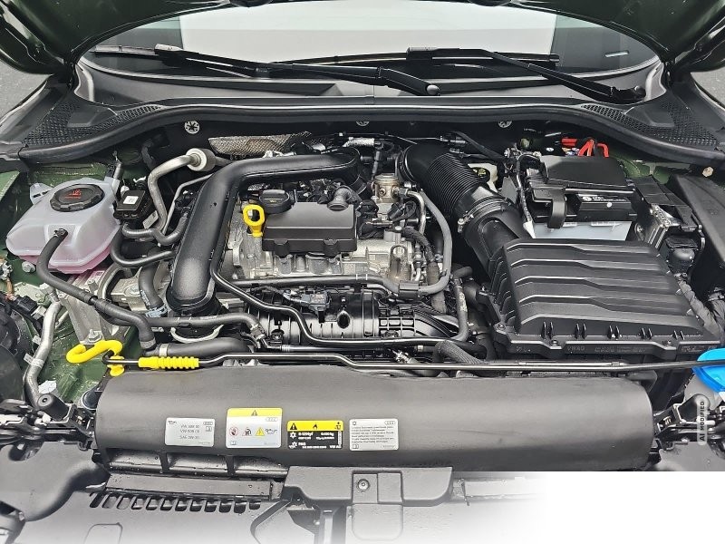 Audi A1 25 TFSI advanced Navi GRA PDC LM16