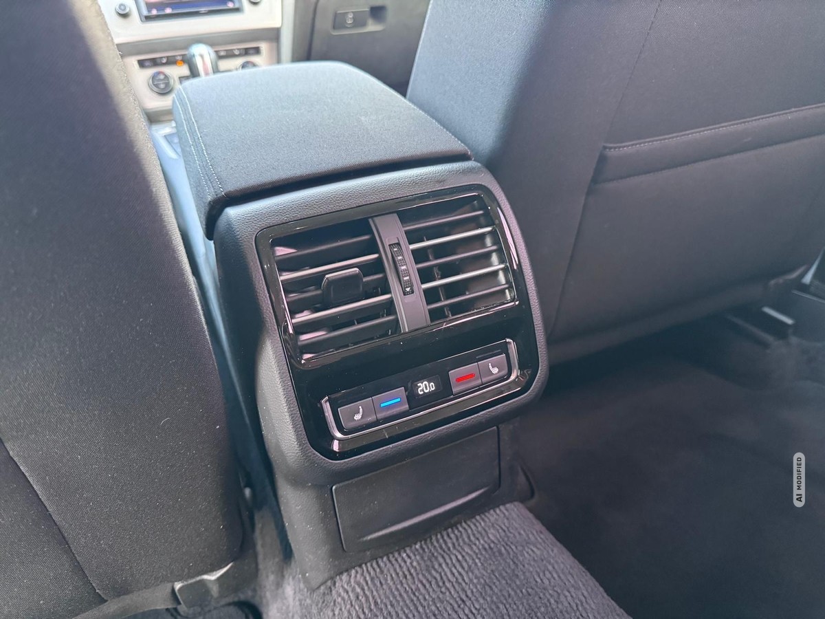 Volkswagen Passat Variant 2.0 TDI*Comfortline*ACC*AHK