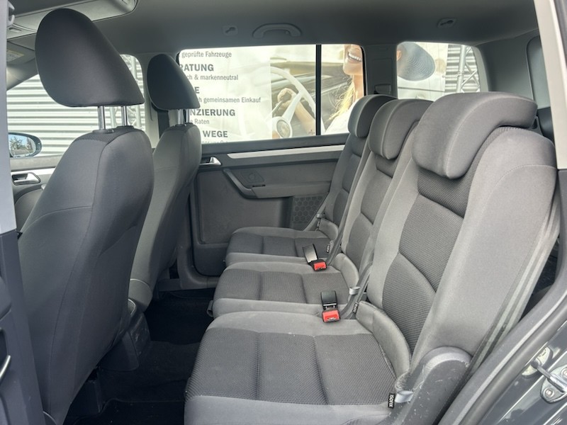 Volkswagen Touran 1.2 TSI TRENDLINE SERVO*KLIMAAUTOM*RCD*ALU*PDC*1 HAND