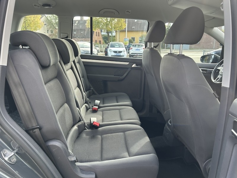 Volkswagen Touran 1.2 TSI TRENDLINE SERVO*KLIMAAUTOM*RCD*ALU*PDC*1 HAND
