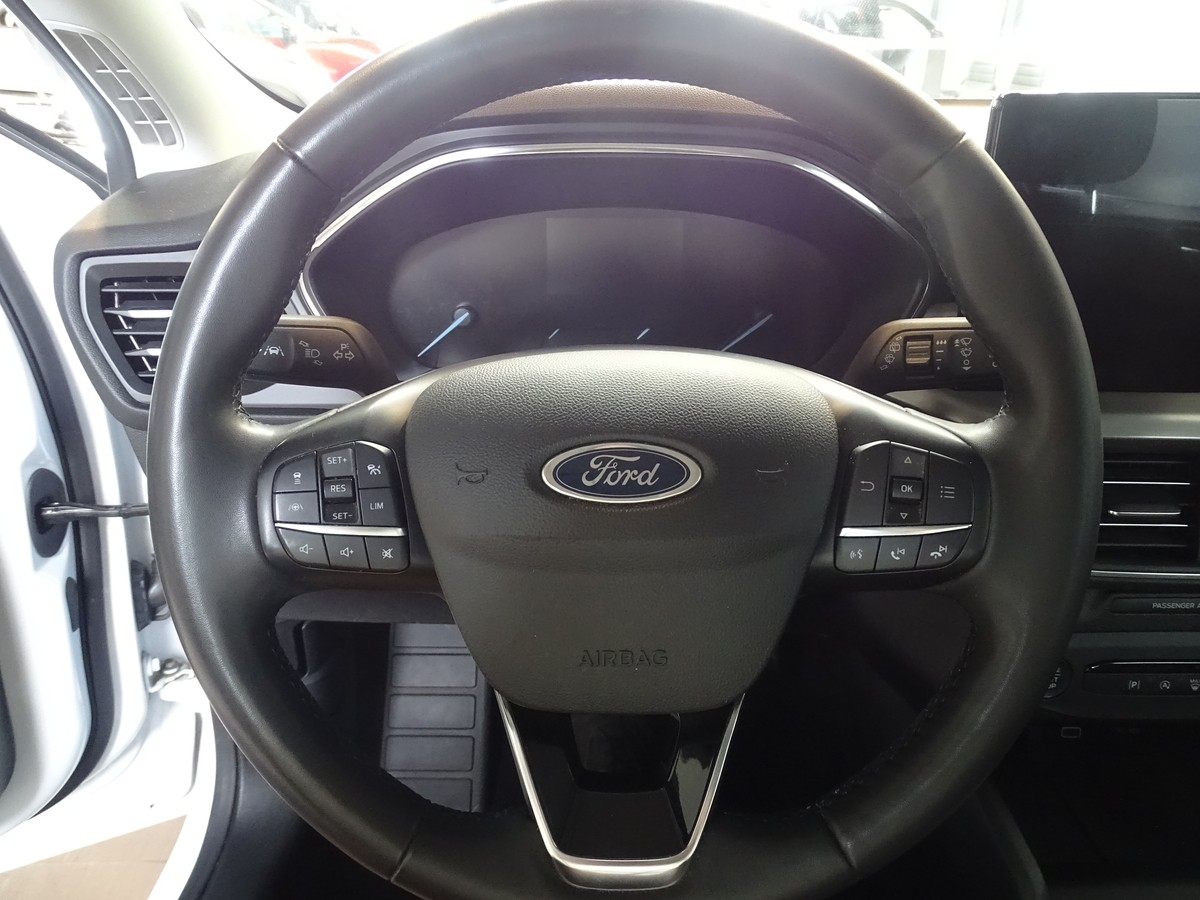 Ford Focus 1.5 EcoBlue Turnier Titanium Automatik
