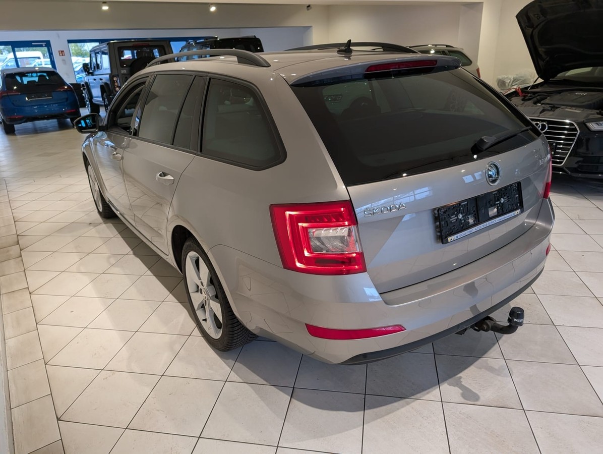 Skoda Octavia Combi 1.4TSI NAVI BI-XENON