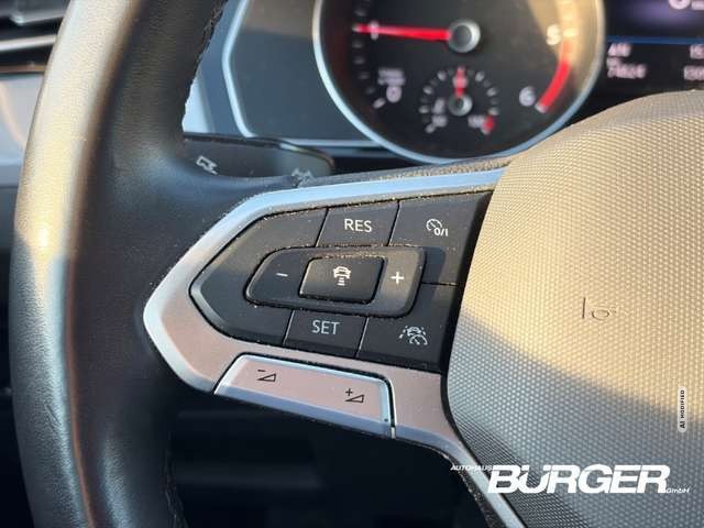 Volkswagen Passat Variant Business Navi AHK Kamera LED ACC Winterpak