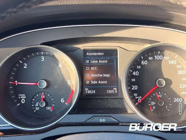 Volkswagen Passat Variant Business Navi AHK Kamera LED ACC Winterpak