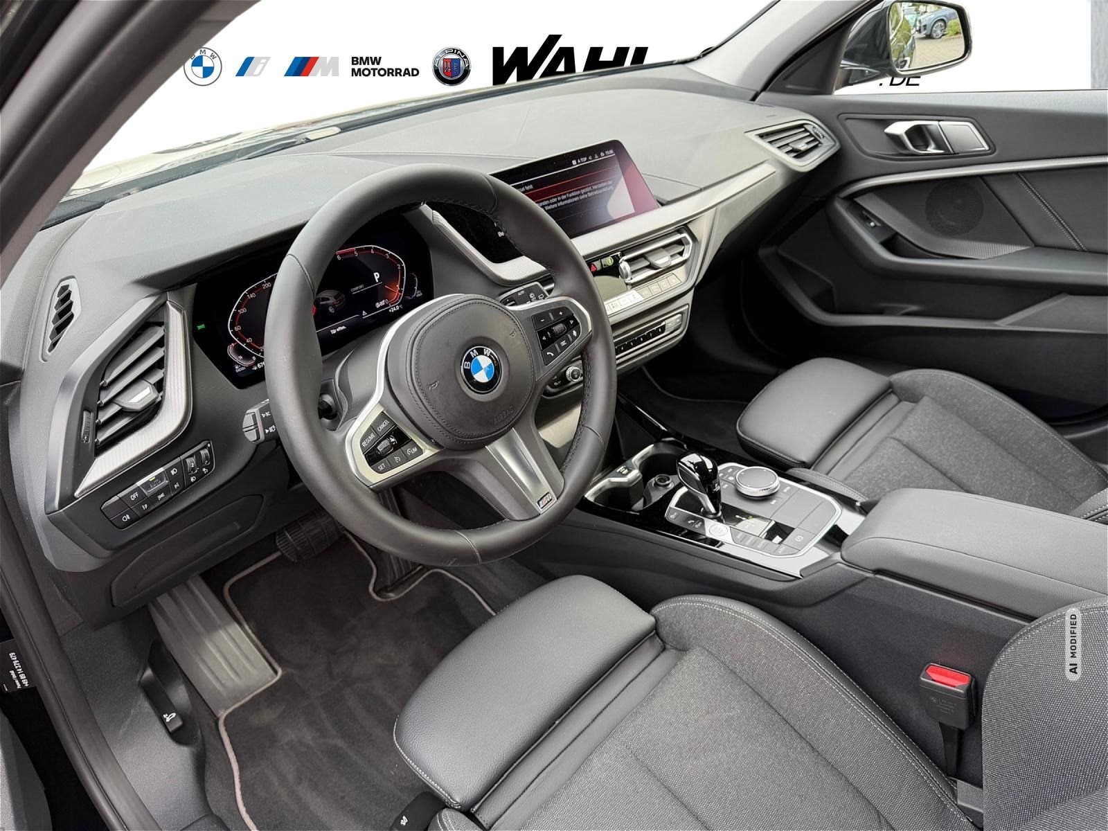 BMW 118 SPORT LINE AUT LC PROF LED GRA PDC LORDOSE SHZG DAB WLAN