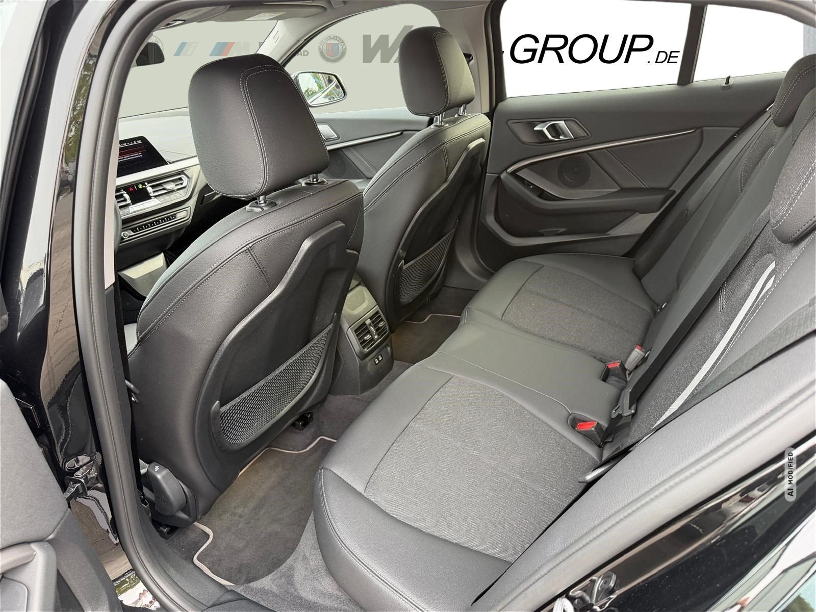 BMW 118 SPORT LINE AUT LC PROF LED GRA PDC LORDOSE SHZG DAB WLAN