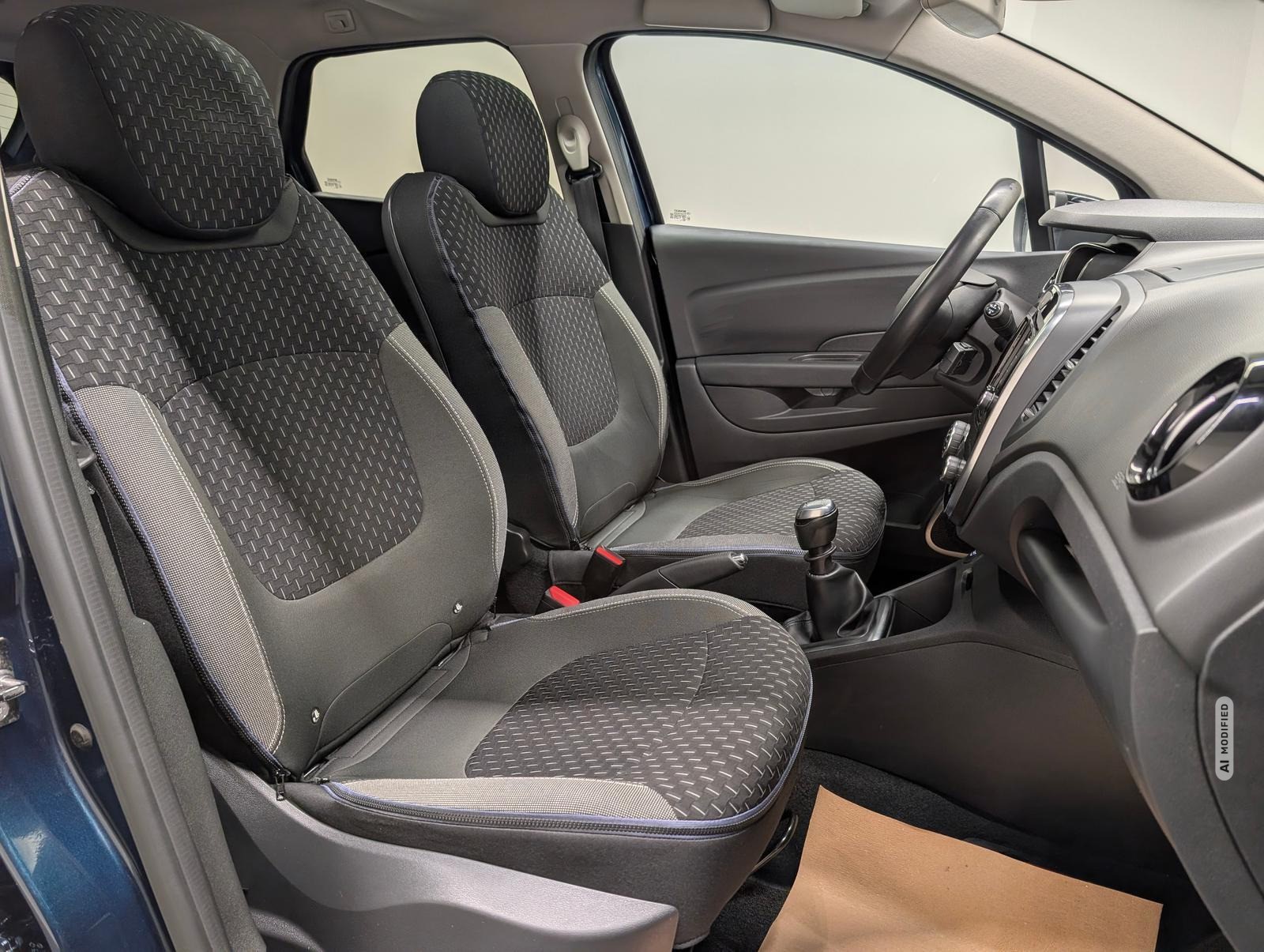 Renault Captur Intens LED/Pano/Navi/Kam/Keyl./BT/17-LM