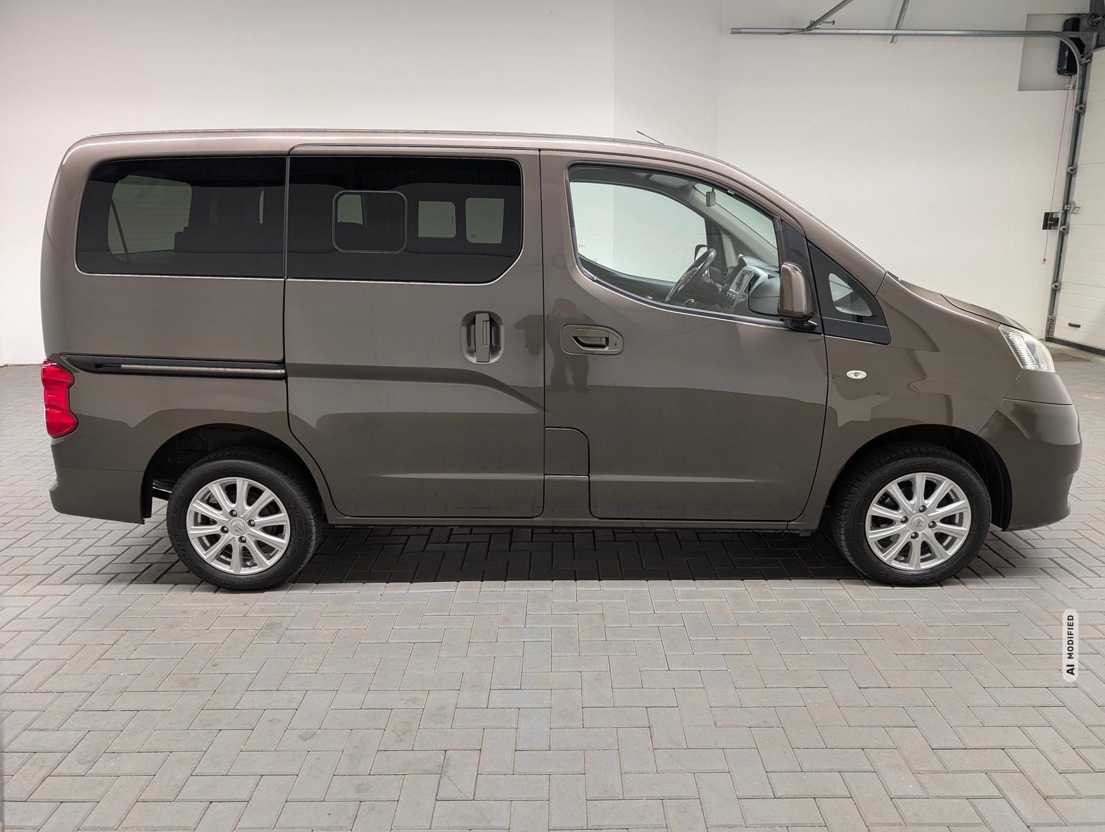 Nissan NV200 Evalia Tekna 7Sitze/Navi/SHZ/Kam/GRA/Keyl.