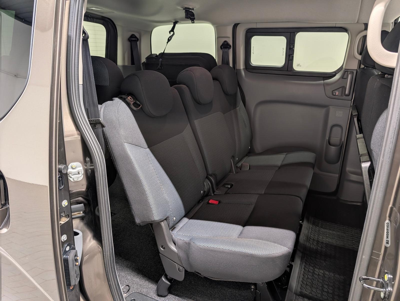 Nissan NV200 Evalia Tekna 7Sitze/Navi/SHZ/Kam/GRA/Keyl.