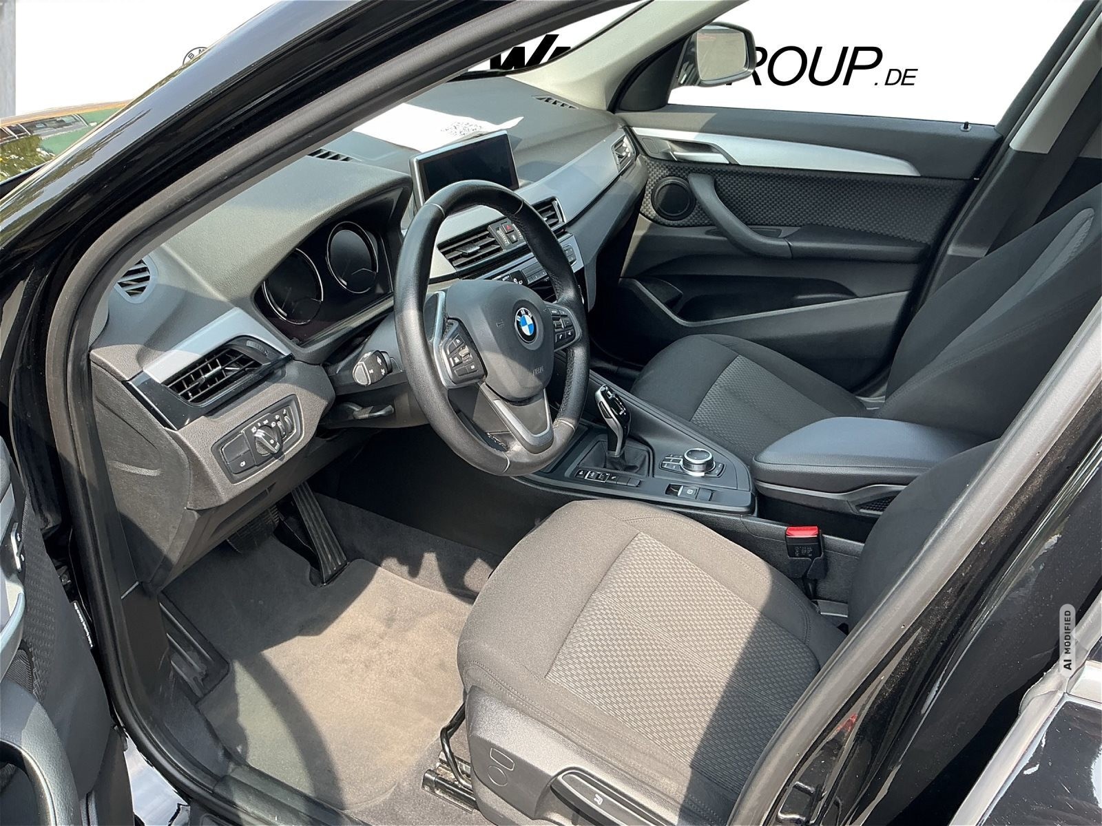 BMW X1 ADVANTAGE DKG NAVI PARKASSIST PDC GRA SHZG DAB