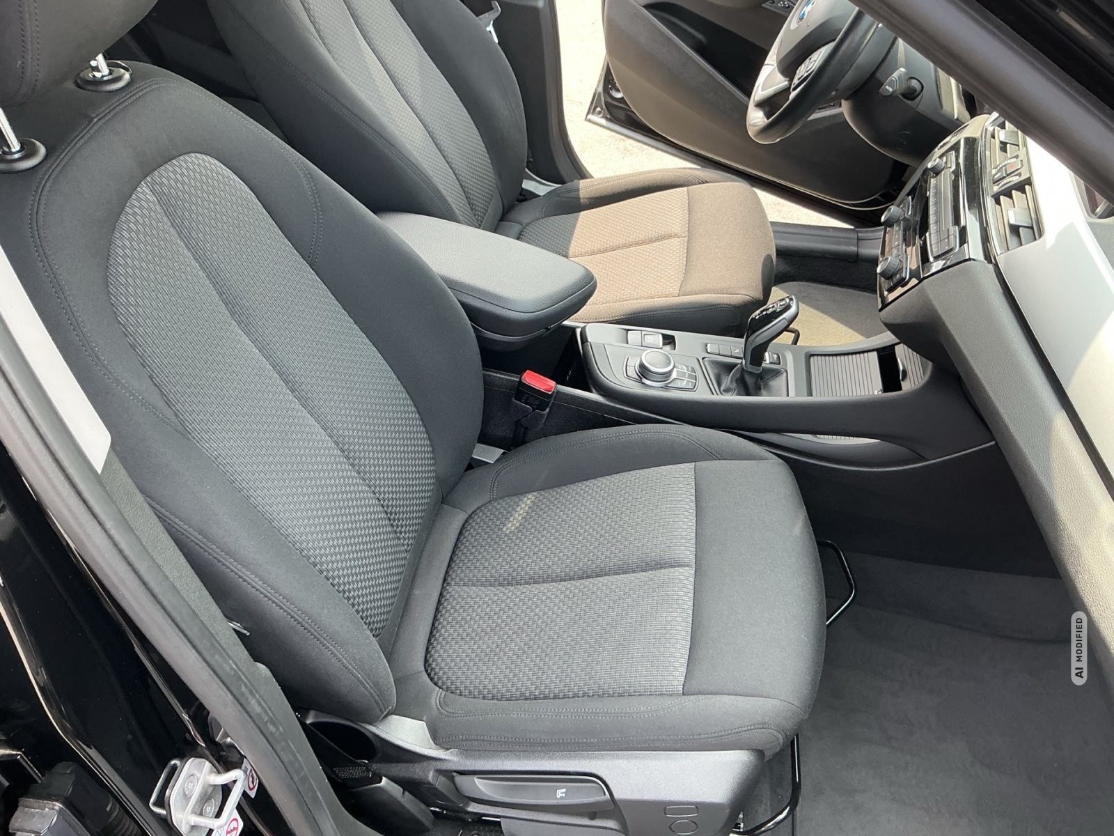 BMW X1 ADVANTAGE DKG NAVI PARKASSIST PDC GRA SHZG DAB