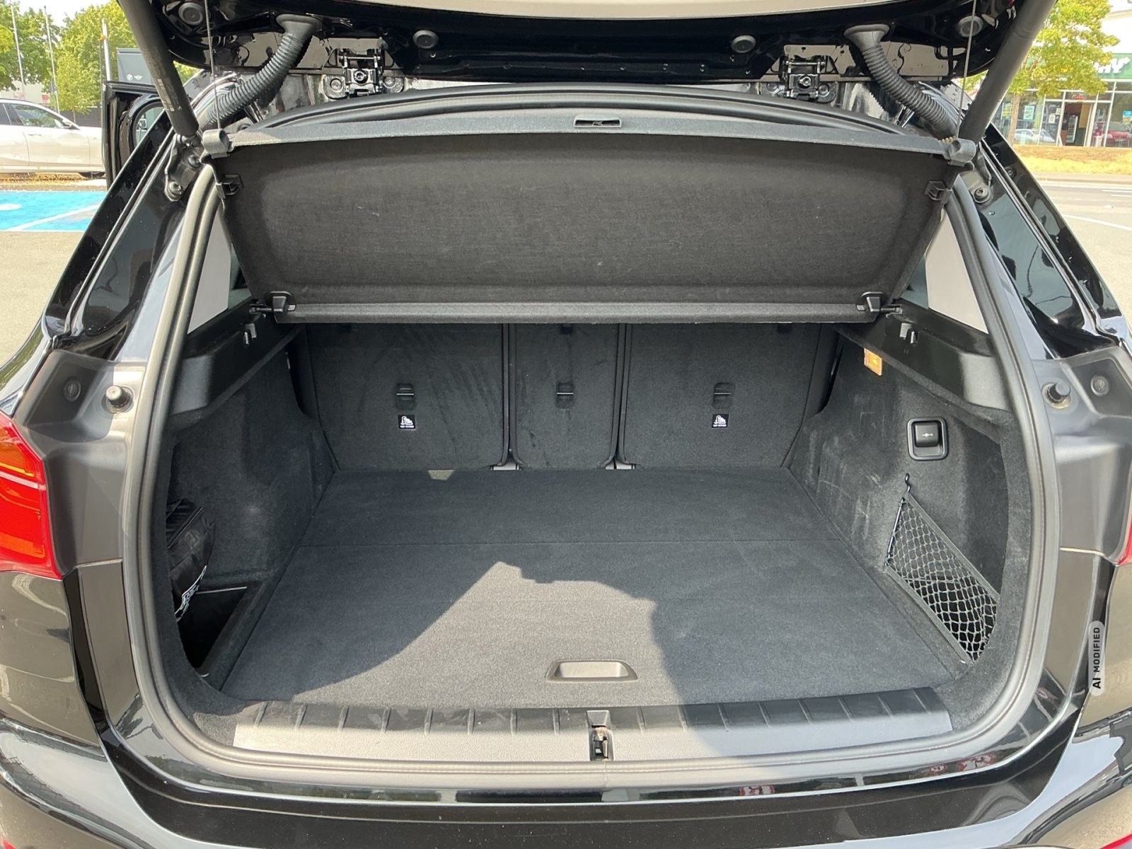 BMW X1 ADVANTAGE DKG NAVI PARKASSIST PDC GRA SHZG DAB