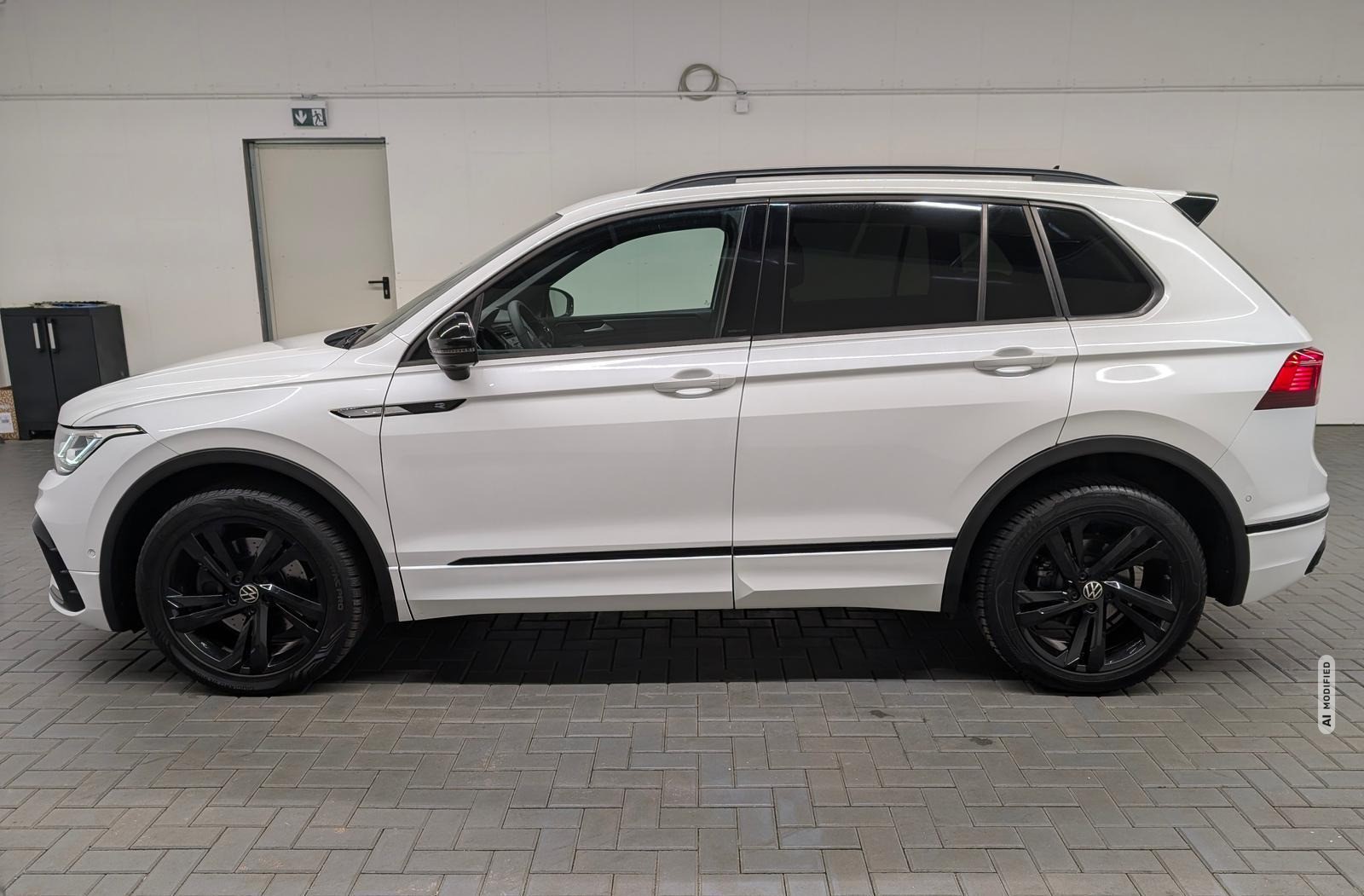 Volkswagen Tiguan 4M R-Line Black IQ-Light/Nav/HUD/360°/DCC