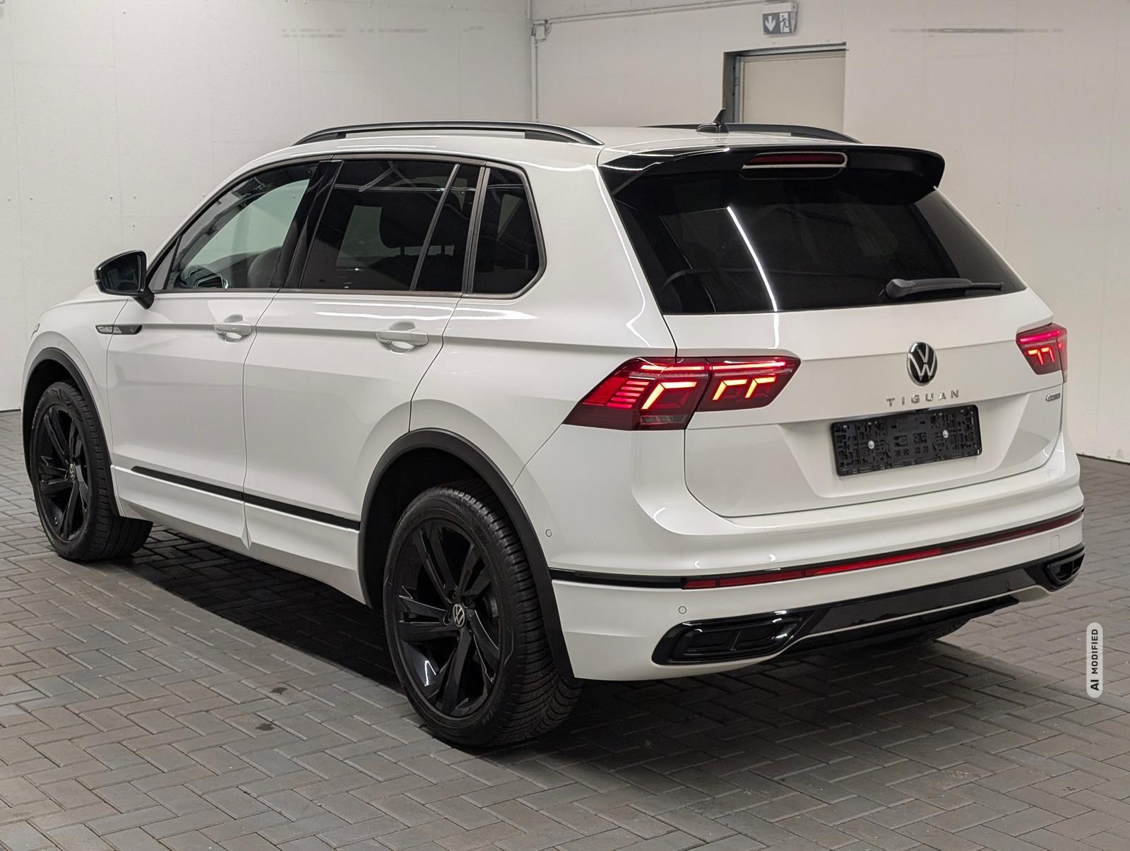 Volkswagen Tiguan 4M R-Line Black IQ-Light/Nav/HUD/360°/DCC