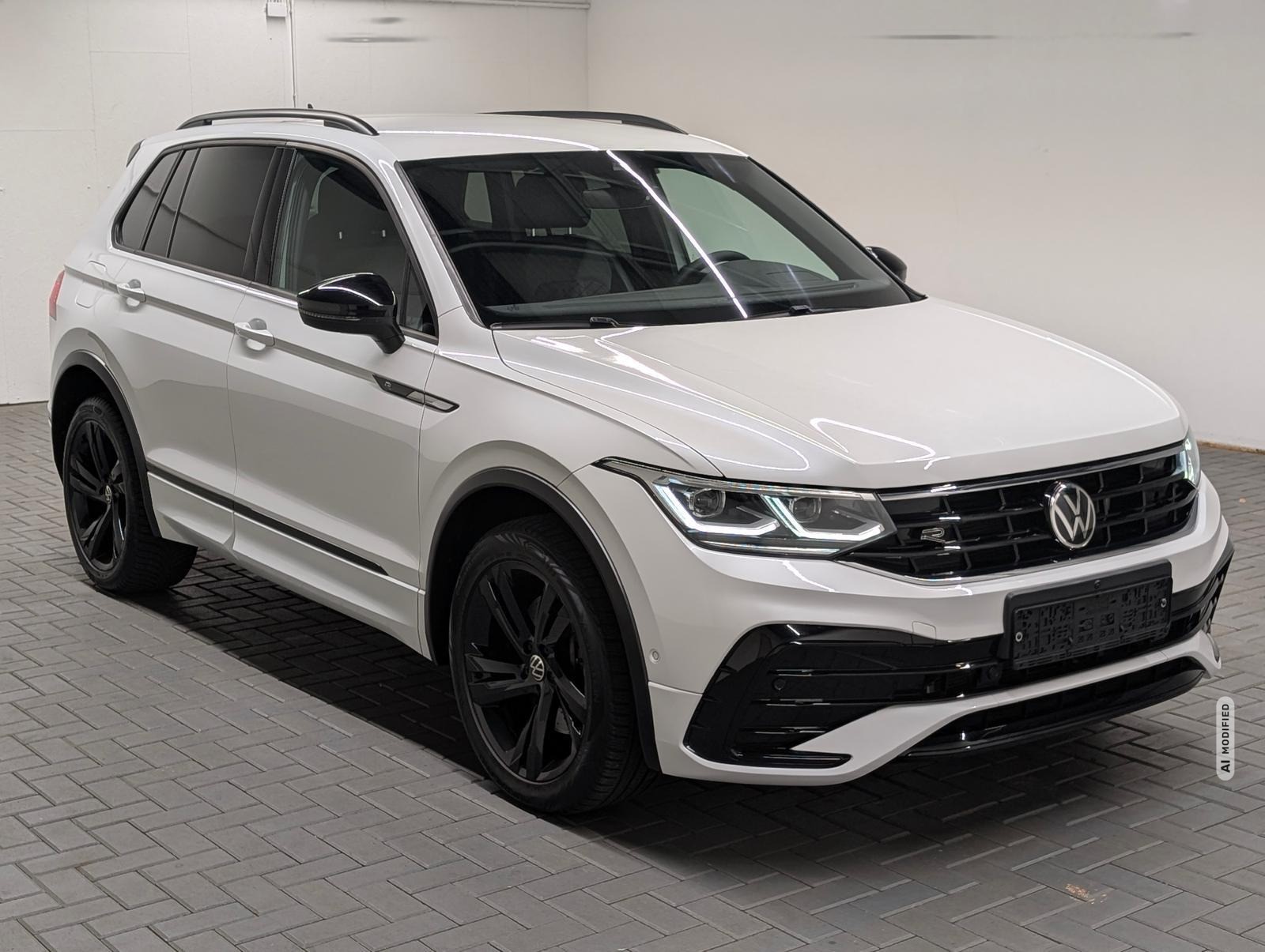 Volkswagen Tiguan 4M R-Line Black IQ-Light/Nav/HUD/360°/DCC