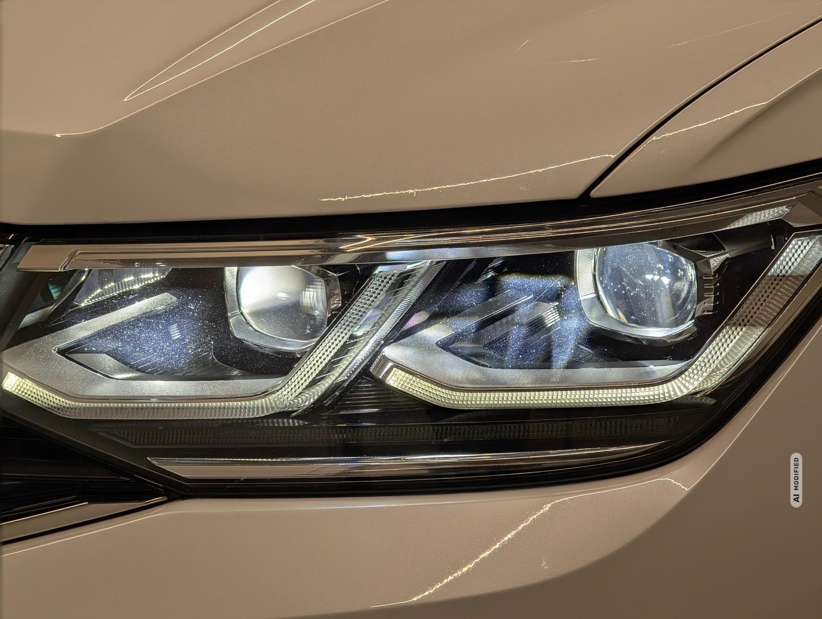 Volkswagen Tiguan 4M R-Line Black IQ-Light/Nav/HUD/360°/DCC