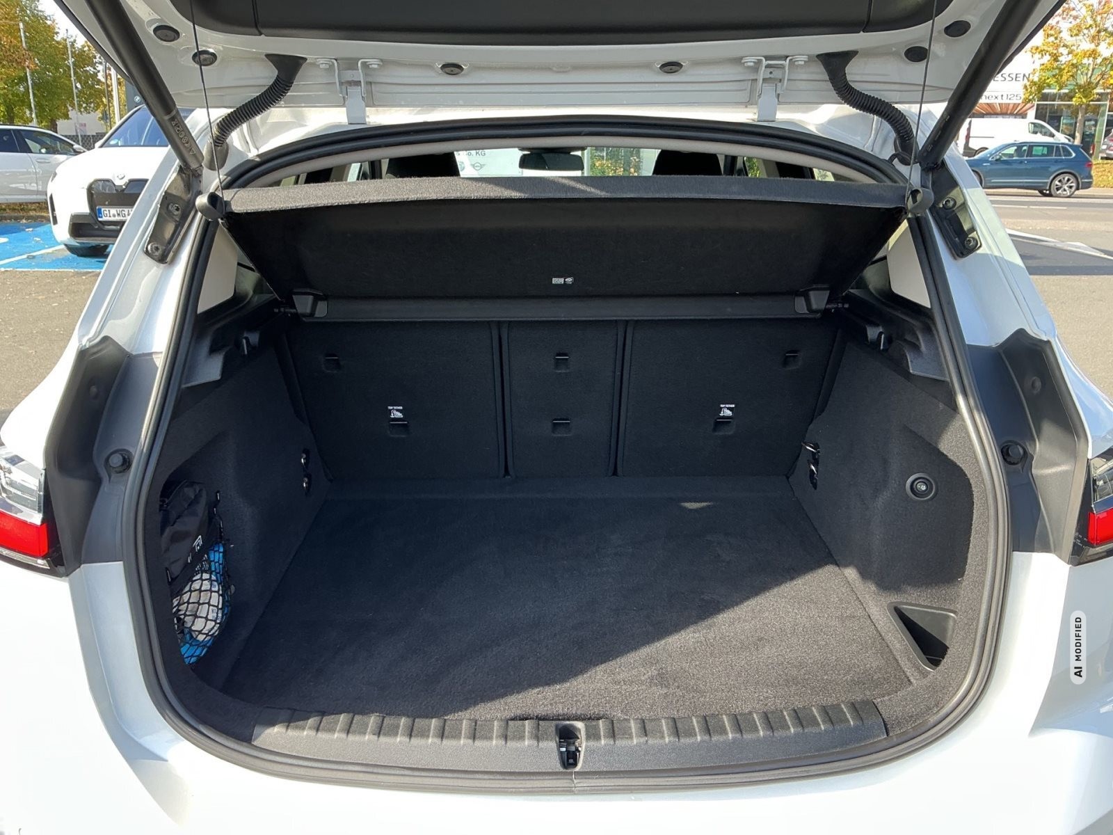 BMW 218 ACTIVE TOURER NAVI LED HUD AHK SPORTSITZE DAB PARKASSIST KOMFORTZG