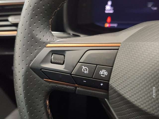 Cupra Leon SP 1.5 TSI LED+FULL-LINK+PARKLENK+18+ACC+SHZ