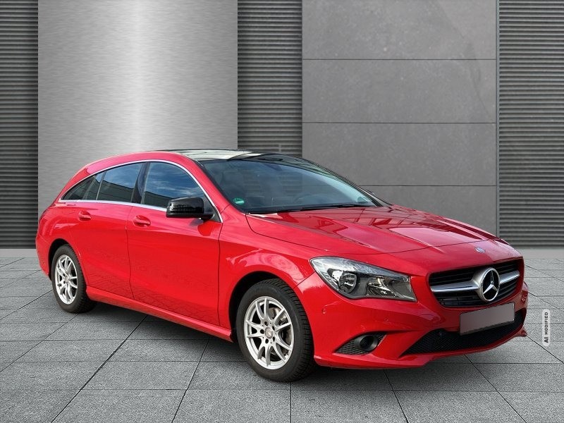 Mercedes-Benz CLA 180 180 7G-DCT AHK+RFK+SHZ