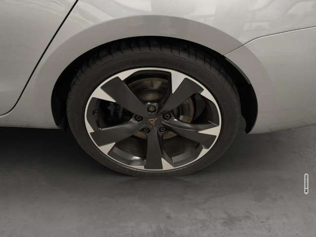 Cupra Leon SP 2.0 TSI DSG PANO ACC KAMERA SIDEASS SHZ