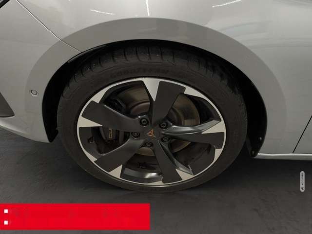 Cupra Leon SP 2.0 TSI DSG PANO ACC KAMERA SIDEASS SHZ