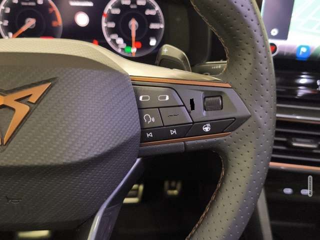 Cupra Leon SP 2.0 TSI DSG PANO ACC KAMERA SIDEASS SHZ