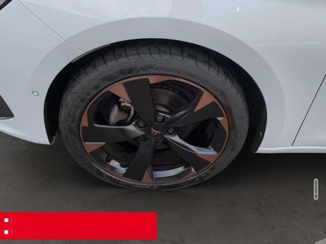 Cupra Leon 1.5 eTSI DSG LED NAVI ACC KAMERA BLINDSPOT SHZ