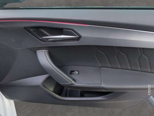 Cupra Leon 1.5 eTSI DSG LED NAVI ACC KAMERA BLINDSPOT SHZ