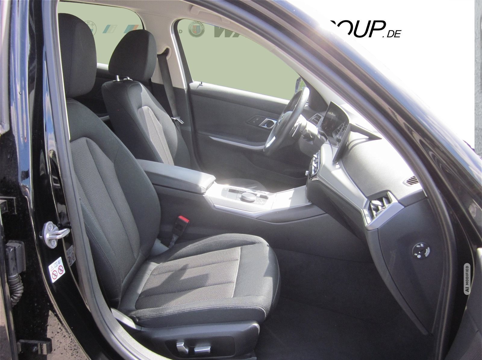 BMW 318 TOURING AUT LC PLUS KOMFORTZG GRA PDC DAB E-SITZE