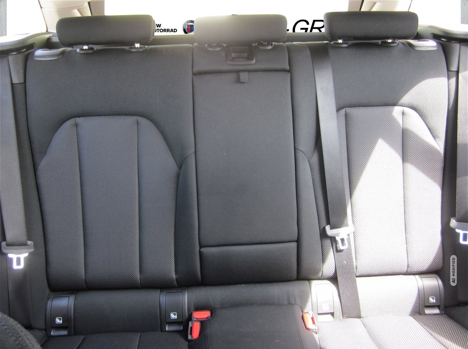 BMW 318 TOURING AUT LC PLUS KOMFORTZG GRA PDC DAB E-SITZE