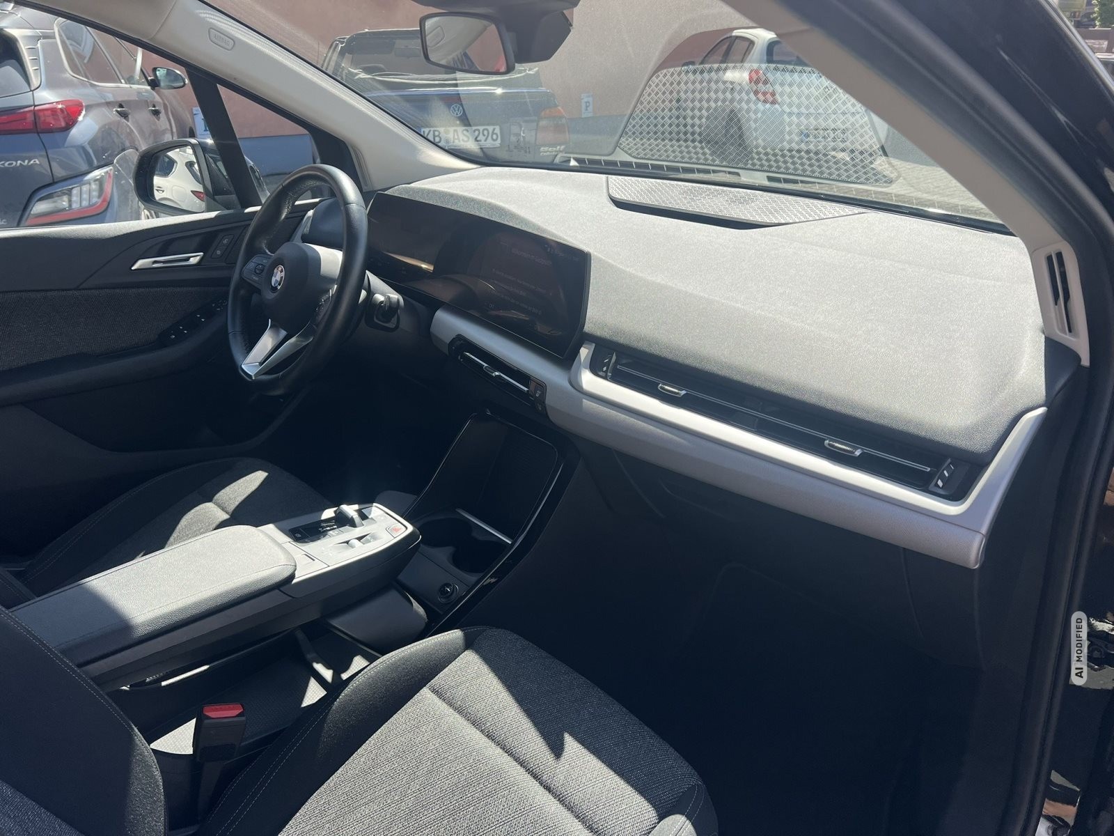 BMW 218 Active Tourer AHK LIVECOCKP+ LED ACTIVEGUARD