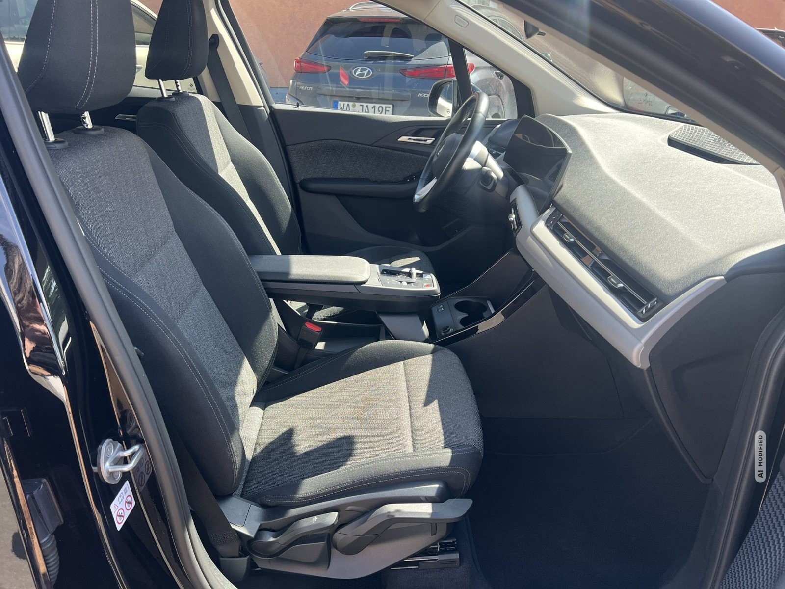 BMW 218 Active Tourer AHK LIVECOCKP+ LED ACTIVEGUARD