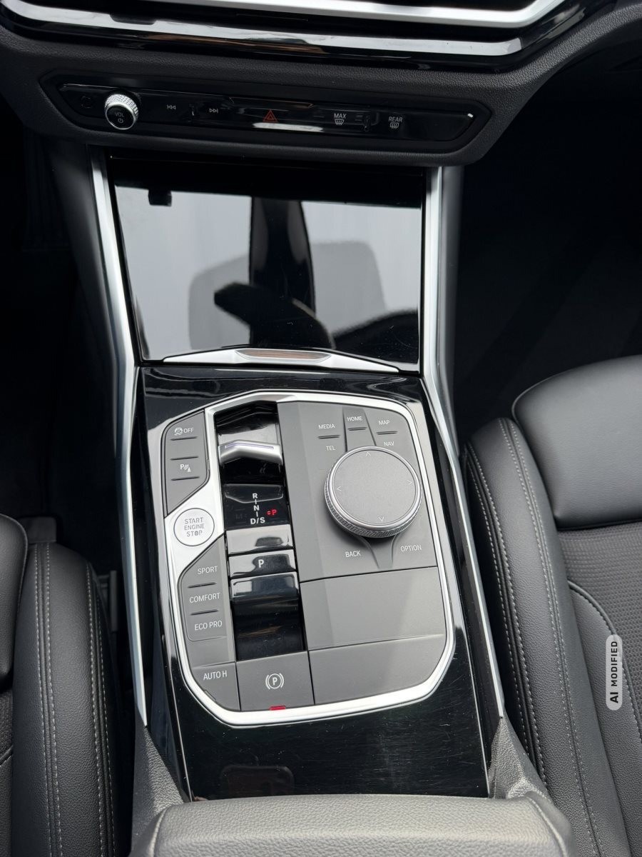 BMW 318 TOURING SPORT LED AHK DRIVINGASST HIFI LIVECOCKP