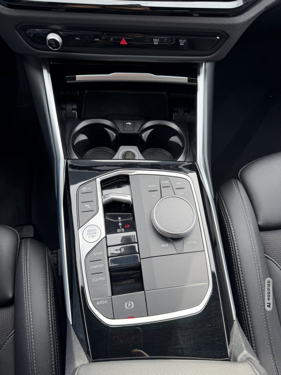 BMW 318 TOURING SPORT LED AHK DRIVINGASST HIFI LIVECOCKP