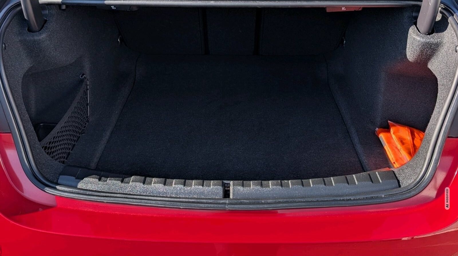 BMW 318 AUT LC PLUS AHK 17 LM GRA PDC SHZG DAB DURCHLADE