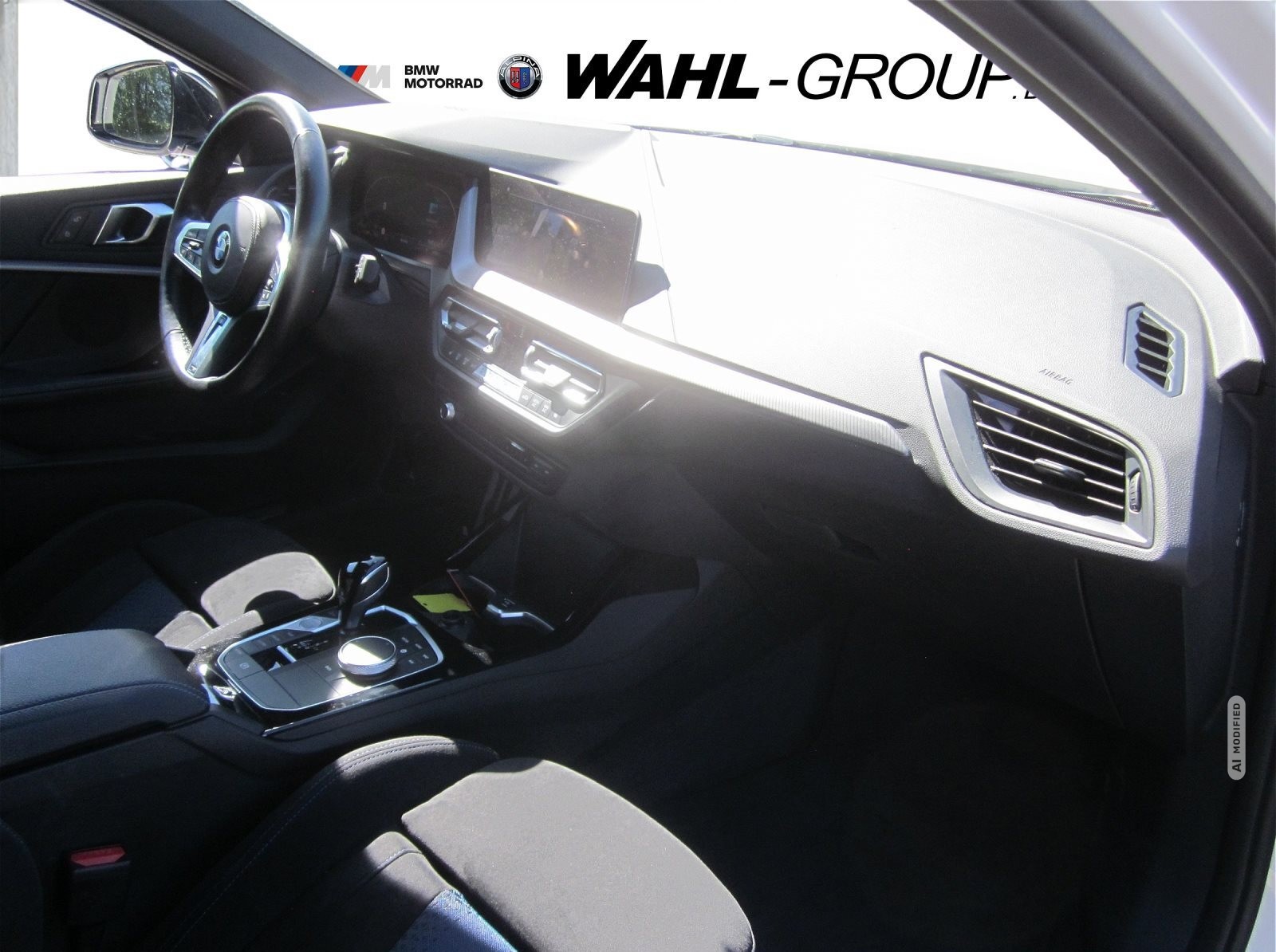 BMW 118 M SPORT DKG LC PROF LED AHK GRA DAB WLAN PARKASSIST