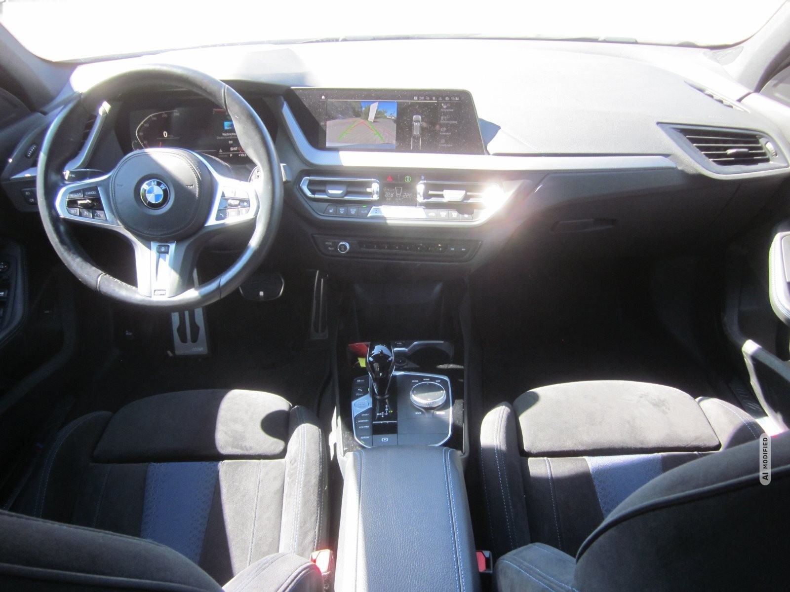 BMW 118 M SPORT DKG LC PROF LED AHK GRA DAB WLAN PARKASSIST