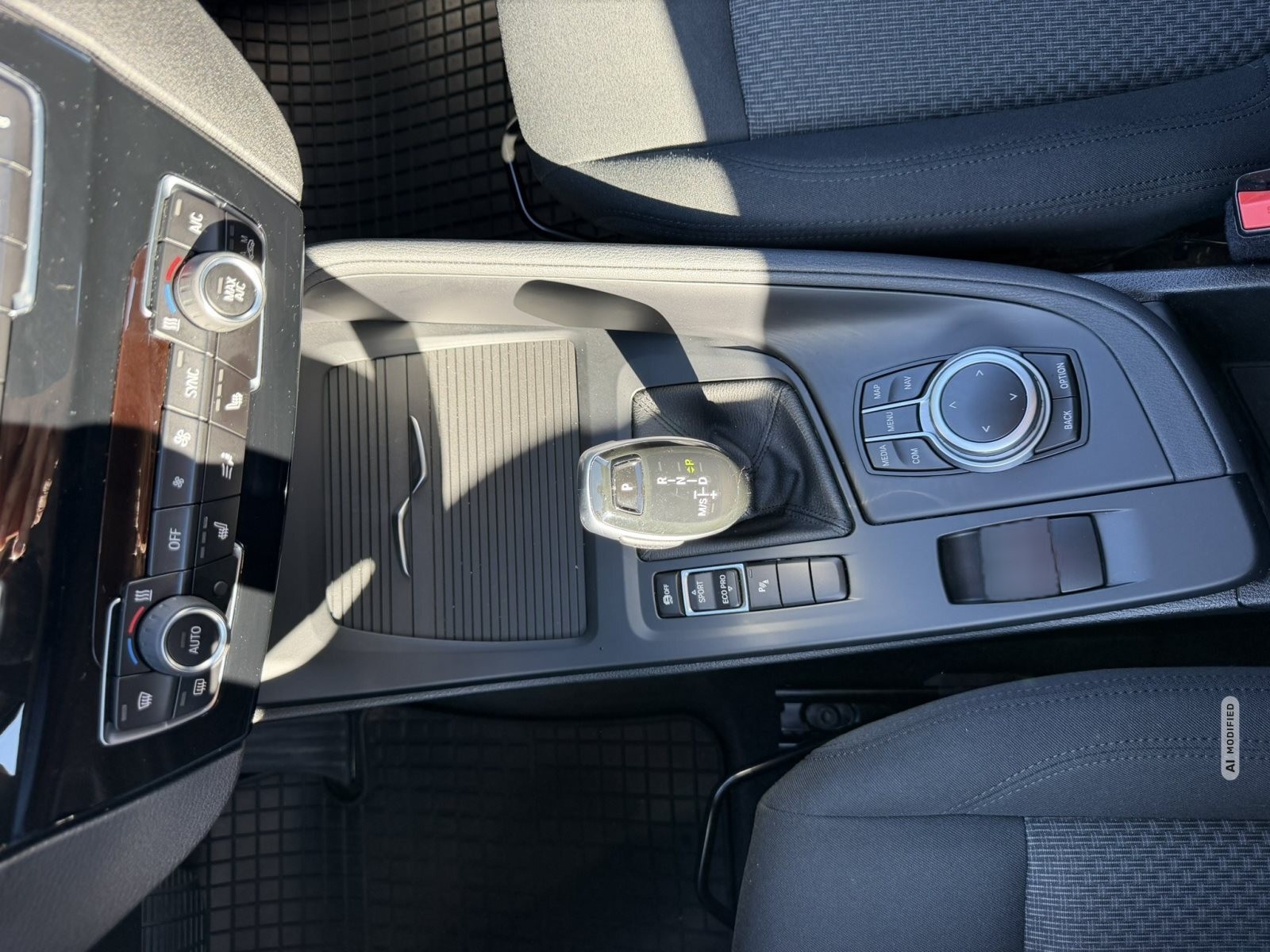 BMW X1 Advantage AHK Navi LED Sport SHZ PDC
