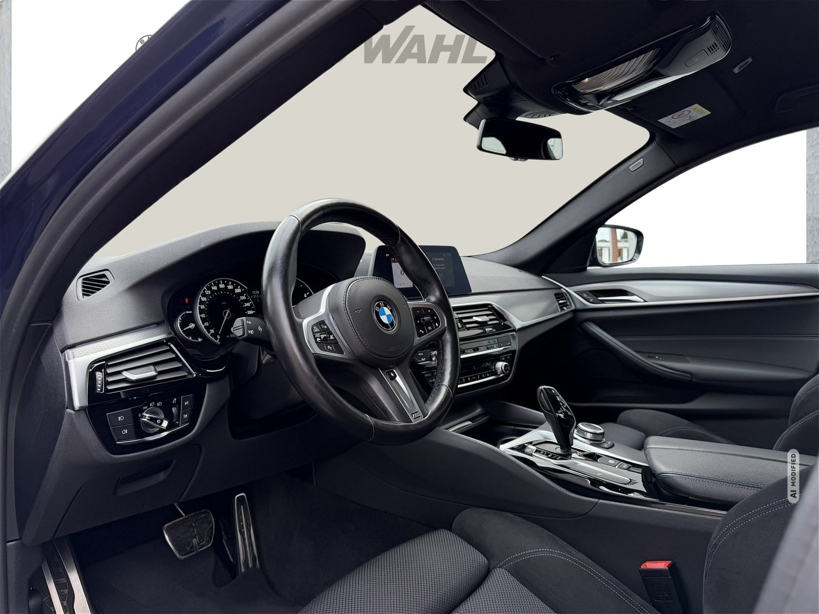 BMW 520 M Sport HeadUp Standhzg AHK ACC Adapt LED DrivingAss