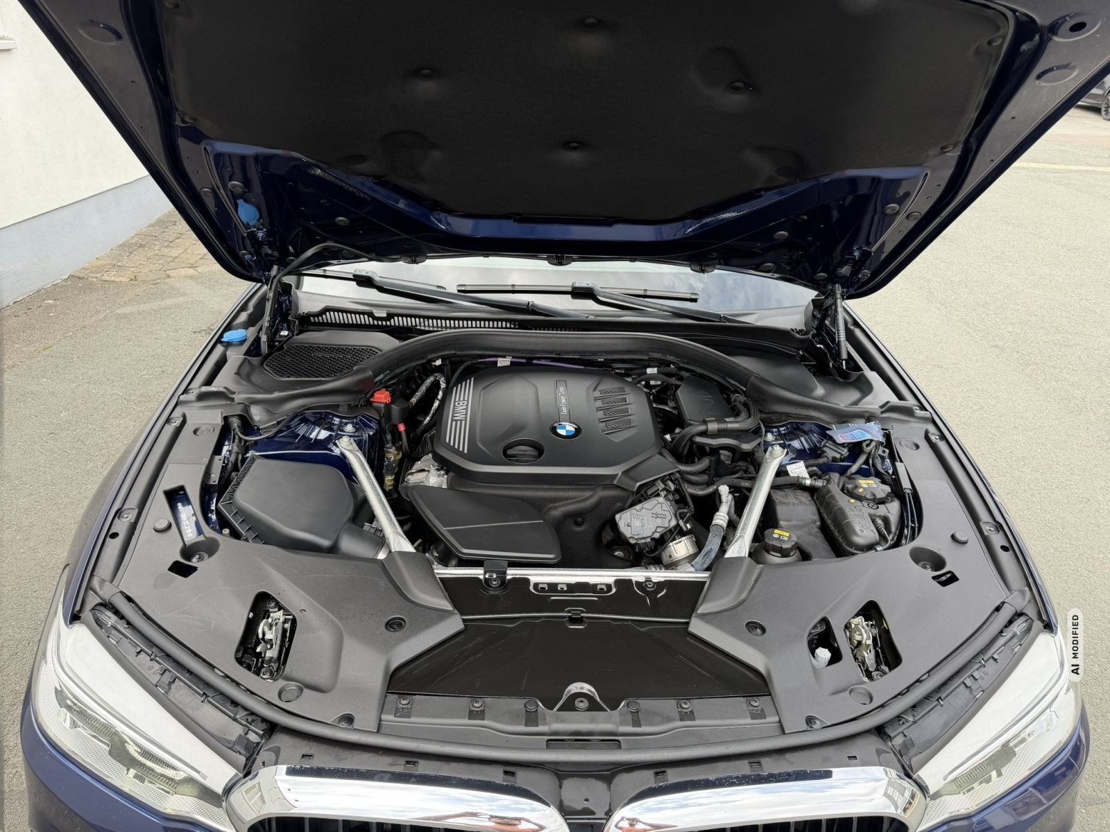 BMW 520 M Sport HeadUp Standhzg AHK ACC Adapt LED DrivingAss